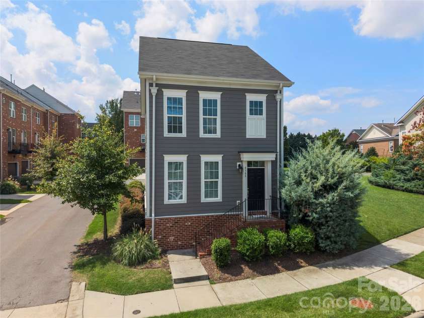 8309 Scotney Bluff Avenue, Charlotte, NC 28273.  MLS# CAR4418846, YatesRealty ID 47168. 