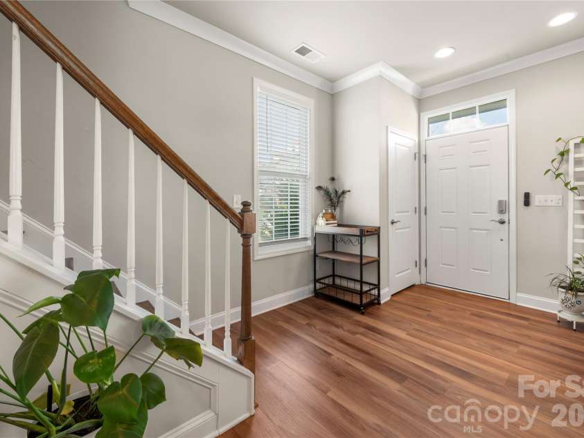 8309 Scotney Bluff Avenue, Charlotte, NC 28273.  MLS# CAR4418846, YatesRealty ID 47168. 