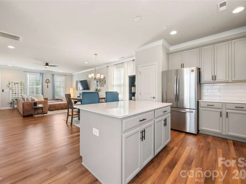 8309 Scotney Bluff Avenue, Charlotte, NC 28273.  MLS# CAR4418846, YatesRealty ID 47168. 