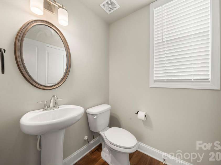 8309 Scotney Bluff Avenue, Charlotte, NC 28273.  MLS# CAR4418846, YatesRealty ID 47168. 
