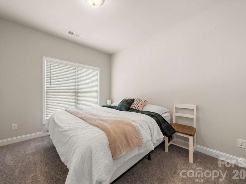 8309 Scotney Bluff Avenue, Charlotte, NC 28273.  MLS# CAR4418846, YatesRealty ID 47168. 