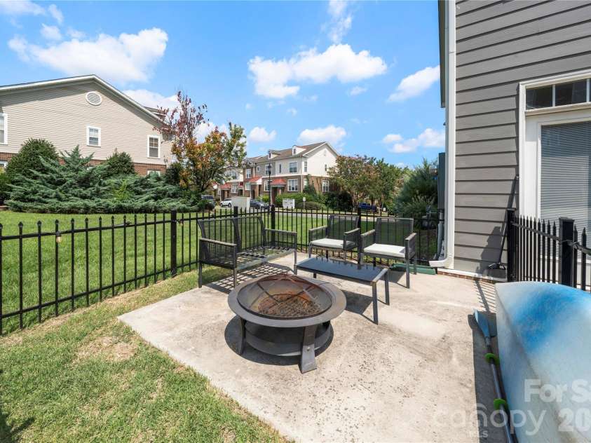 8309 Scotney Bluff Avenue, Charlotte, NC 28273.  MLS# CAR4418846, YatesRealty ID 47168. 
