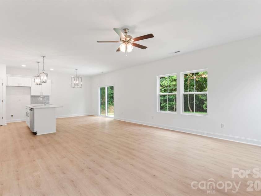 2448 Spruce Street, Kannapolis, NC 28081.  MLS# CAR4284148, YatesRealty ID 4717. 