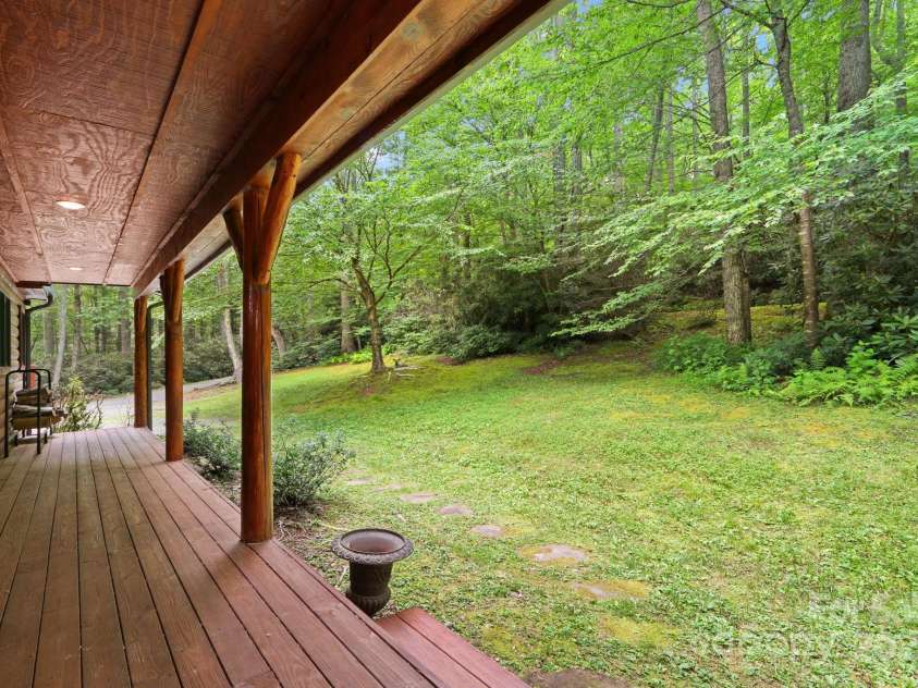 4102 Highway 221 None, Blowing Rock, NC 28605.  MLS# CAR4193880, YatesRealty ID 4717. Half bath on main