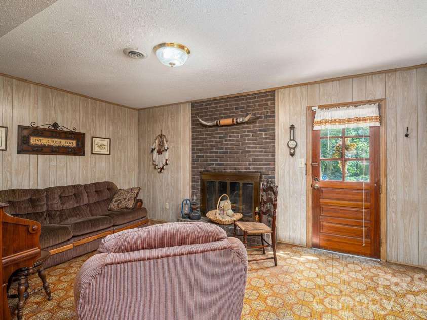 3448 Anderson Mountain Road, Maiden, NC 28650.  MLS# CAR4418208, YatesRealty ID 47170. Lower Level Rec Room