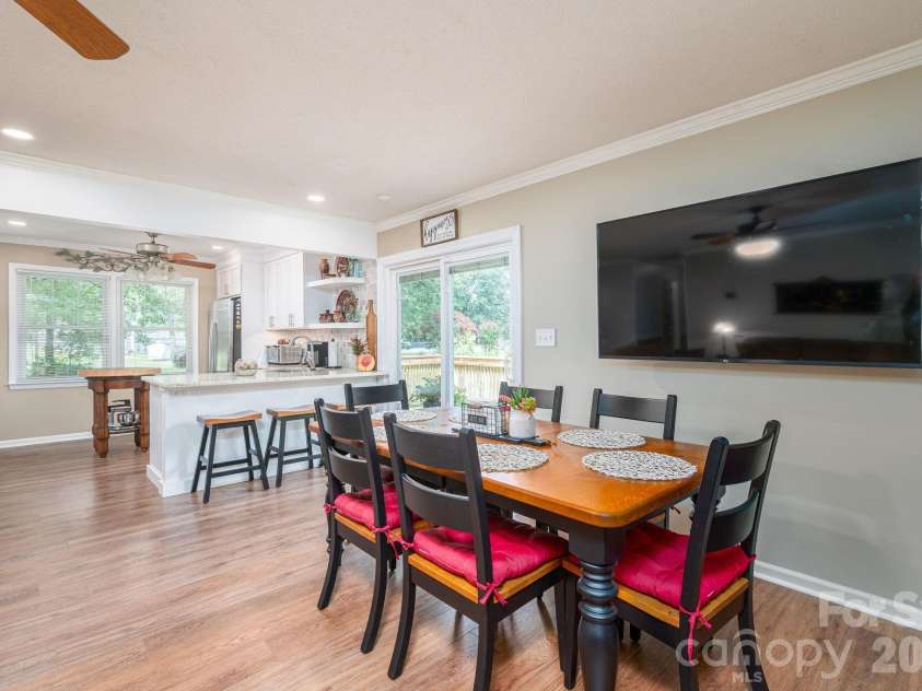 3448 Anderson Mountain Road, Maiden, NC 28650.  MLS# CAR4418208, YatesRealty ID 47170. Main Level Dining/Kitchen w/access to Expansive Balcony