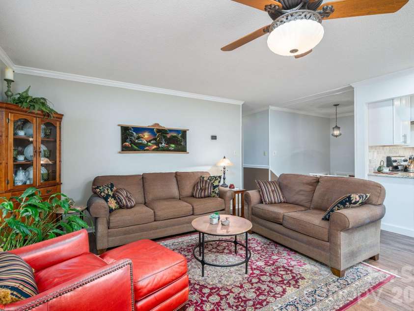 3448 Anderson Mountain Road, Maiden, NC 28650.  MLS# CAR4418208, YatesRealty ID 47170. Main Level Living