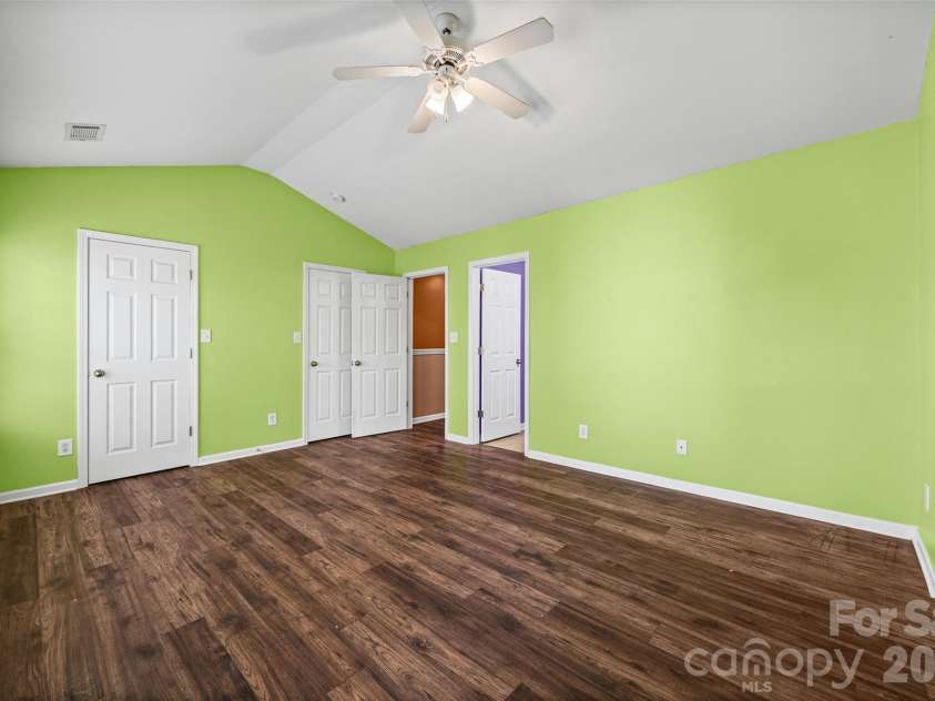 2627 Early Flight Drive, Charlotte, NC 28262.  MLS# CAR4417899, YatesRealty ID 47171. 