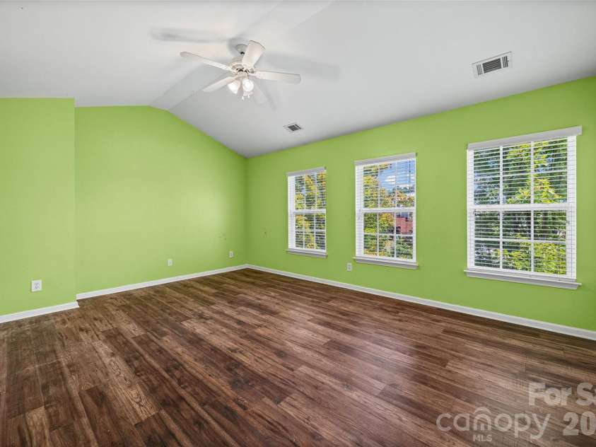 2627 Early Flight Drive, Charlotte, NC 28262.  MLS# CAR4417899, YatesRealty ID 47171. And third bedroom