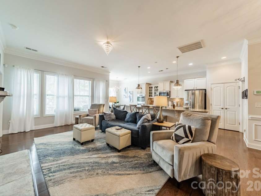 7405 Hamilton Bridge Road, Charlotte, NC 28278.  MLS# CAR4405691, YatesRealty ID 47178. 