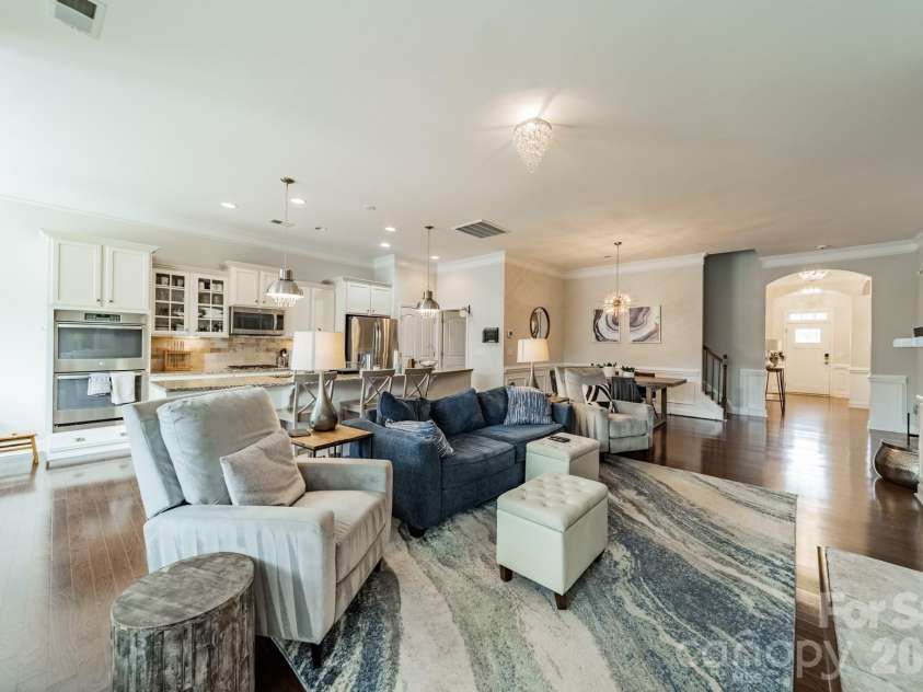 7405 Hamilton Bridge Road, Charlotte, NC 28278.  MLS# CAR4405691, YatesRealty ID 47178. 