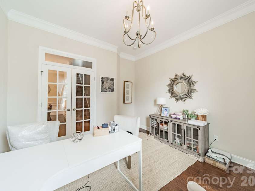 7405 Hamilton Bridge Road, Charlotte, NC 28278.  MLS# CAR4405691, YatesRealty ID 47178. 