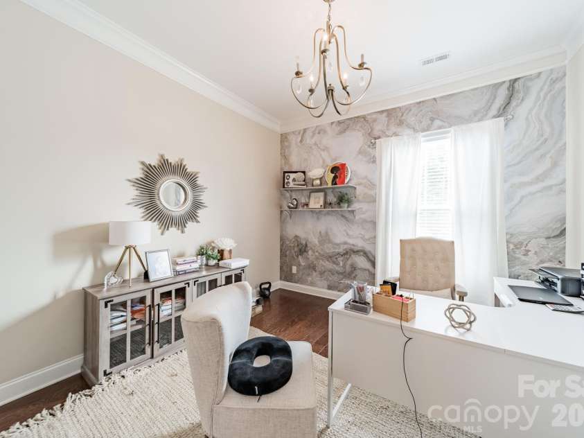 7405 Hamilton Bridge Road, Charlotte, NC 28278.  MLS# CAR4405691, YatesRealty ID 47178. 