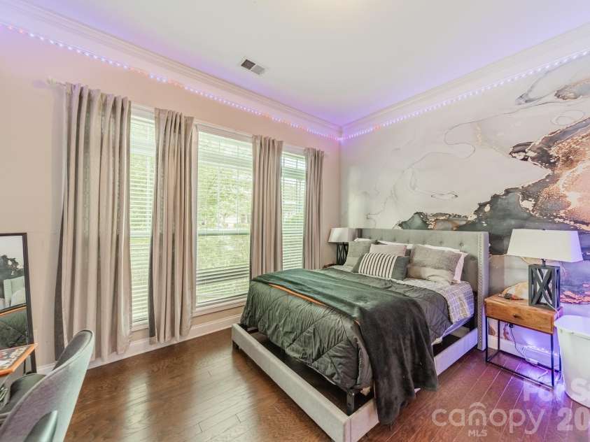 7405 Hamilton Bridge Road, Charlotte, NC 28278.  MLS# CAR4405691, YatesRealty ID 47178. 