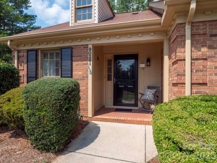 9028 Providence Colony Drive, Charlotte, NC 28277.  MLS# CAR4418913, YatesRealty ID 47179. 
