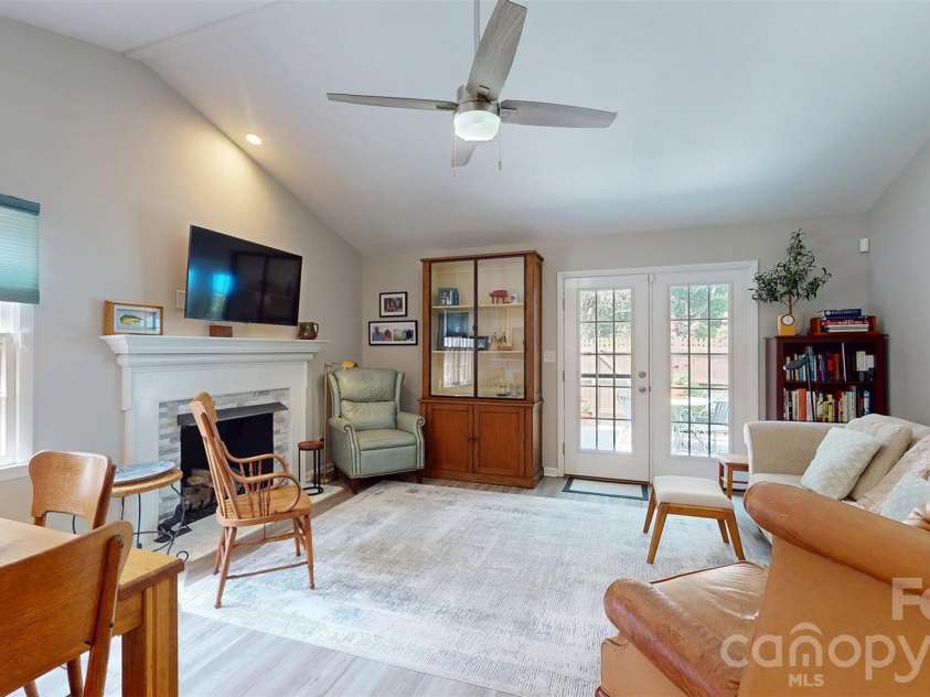 9028 Providence Colony Drive, Charlotte, NC 28277.  MLS# CAR4418913, YatesRealty ID 47179. 