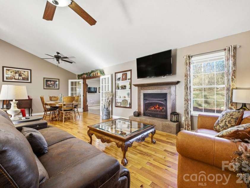 1113 Brookside Camp Road, Hendersonville, NC 28792.  MLS# CAR4335547, YatesRealty ID 4718. 