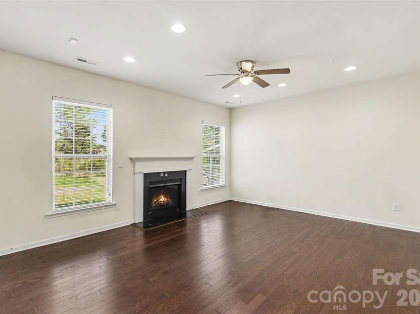 10704 Sky Chase Avenue, Concord, NC 28027.  MLS# CAR4411318, YatesRealty ID 47182. 