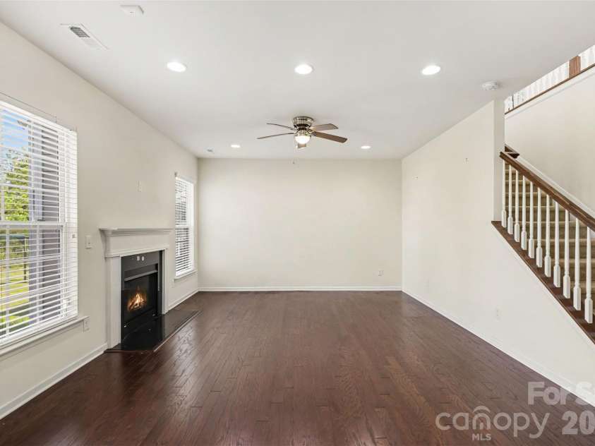 10704 Sky Chase Avenue, Concord, NC 28027.  MLS# CAR4411318, YatesRealty ID 47182. 