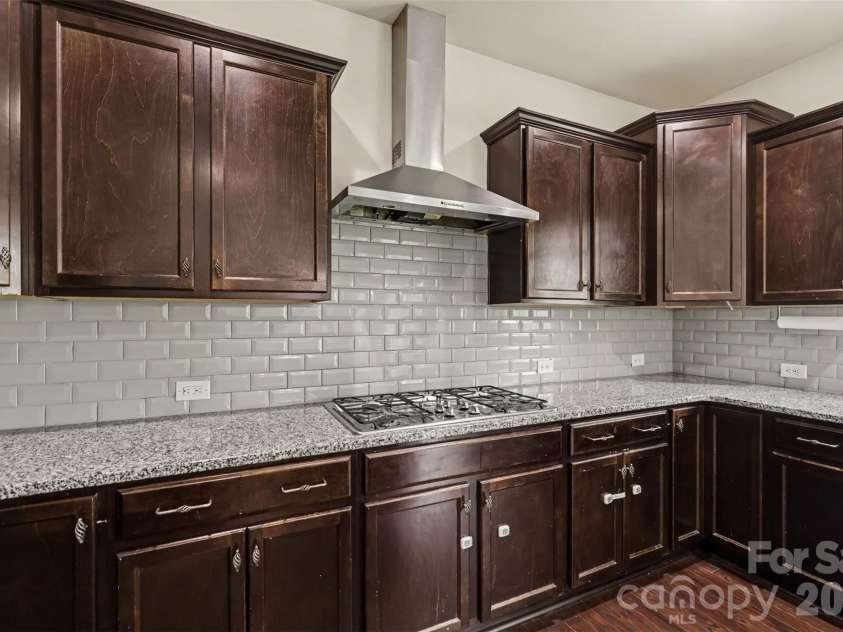 10704 Sky Chase Avenue, Concord, NC 28027.  MLS# CAR4411318, YatesRealty ID 47182. 