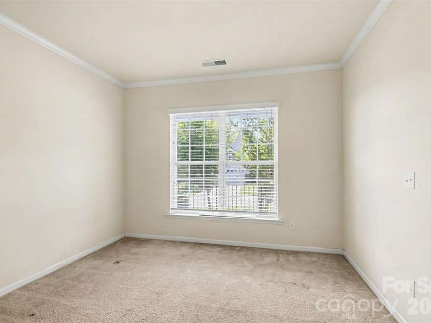 10704 Sky Chase Avenue, Concord, NC 28027.  MLS# CAR4411318, YatesRealty ID 47182. 