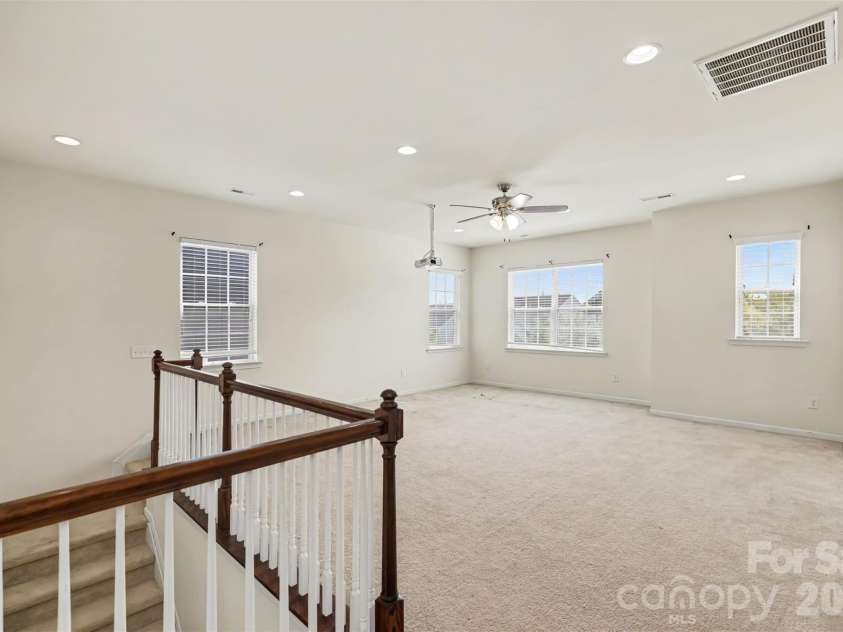 10704 Sky Chase Avenue, Concord, NC 28027.  MLS# CAR4411318, YatesRealty ID 47182. 