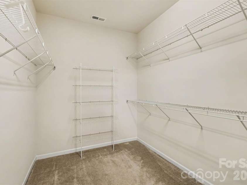 10704 Sky Chase Avenue, Concord, NC 28027.  MLS# CAR4411318, YatesRealty ID 47182. 