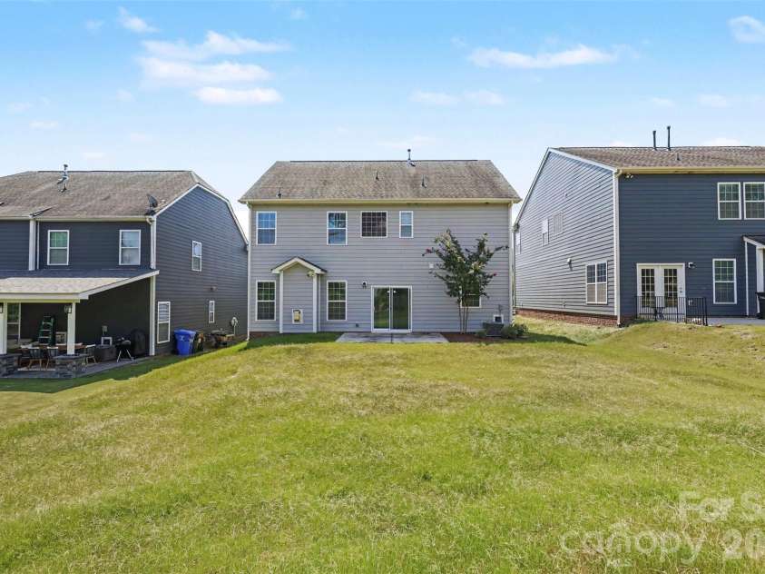10704 Sky Chase Avenue, Concord, NC 28027.  MLS# CAR4411318, YatesRealty ID 47182. 