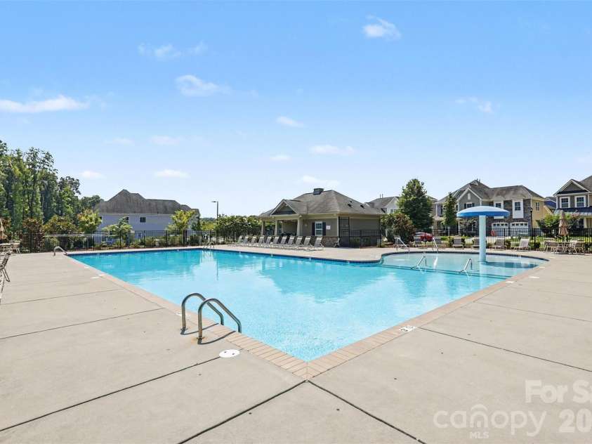 10704 Sky Chase Avenue, Concord, NC 28027.  MLS# CAR4411318, YatesRealty ID 47182. 