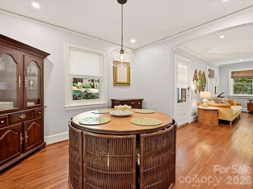 1812 Hall Avenue, Charlotte, NC 28205.  MLS# CAR4418009, YatesRealty ID 47186. 