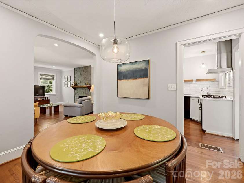 1812 Hall Avenue, Charlotte, NC 28205.  MLS# CAR4418009, YatesRealty ID 47186. 