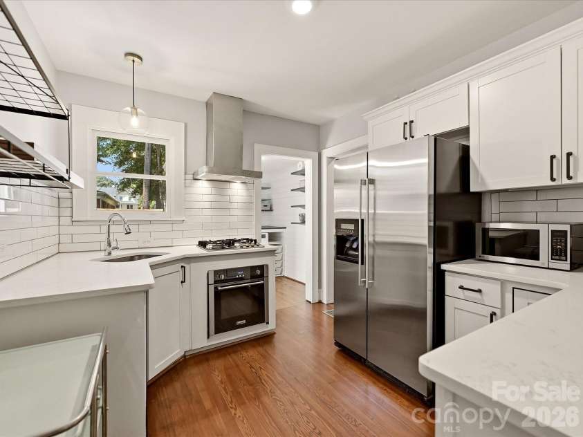 1812 Hall Avenue, Charlotte, NC 28205.  MLS# CAR4418009, YatesRealty ID 47186. 