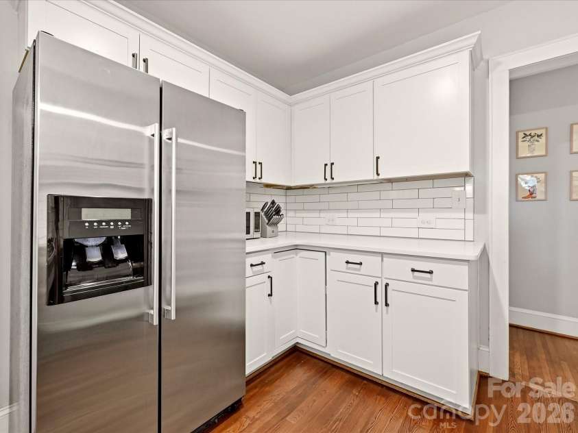 1812 Hall Avenue, Charlotte, NC 28205.  MLS# CAR4418009, YatesRealty ID 47186. 