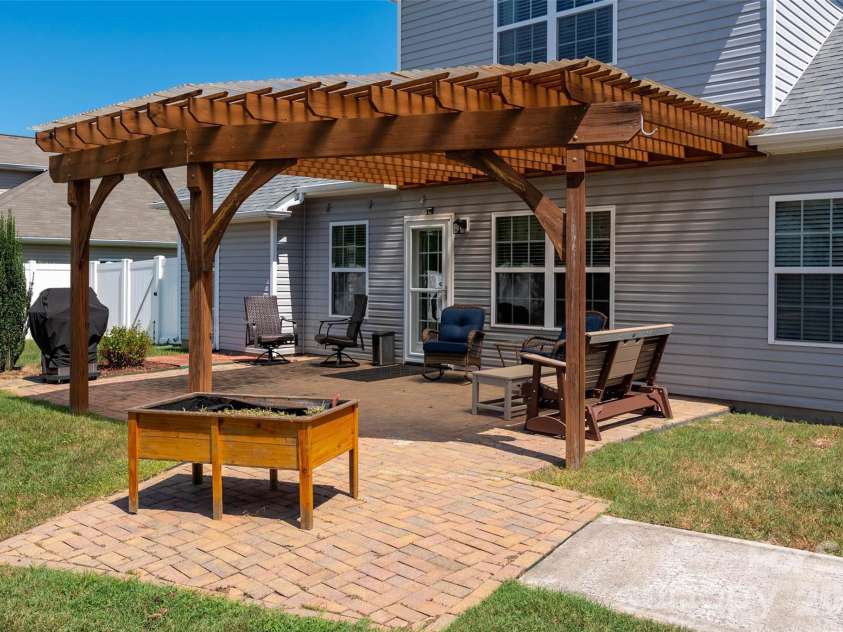 5335 Hackberry Lane, Concord, NC 28027.  MLS# CAR4418402, YatesRealty ID 47188. 
