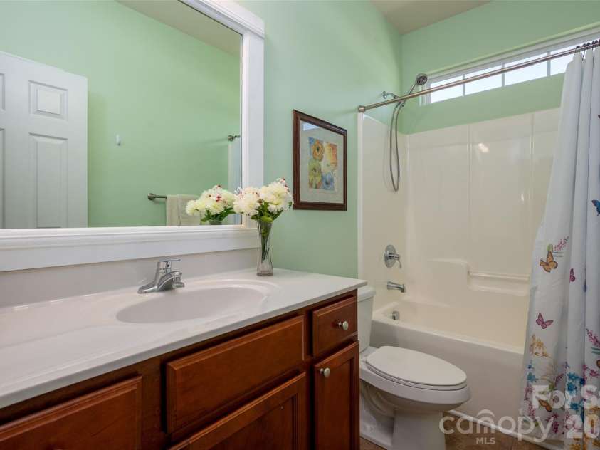 5335 Hackberry Lane, Concord, NC 28027.  MLS# CAR4418402, YatesRealty ID 47188. Hallway bath