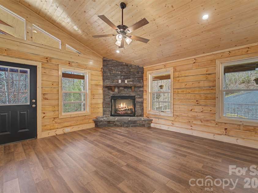 677 Ridgetop Circle, Whittier, NC 28789.  MLS# CAR4412426, YatesRealty ID 47189. 