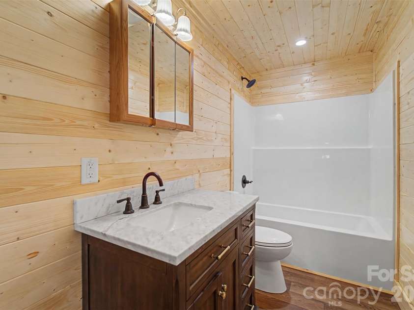 677 Ridgetop Circle, Whittier, NC 28789.  MLS# CAR4412426, YatesRealty ID 47189. 