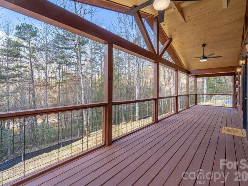 677 Ridgetop Circle, Whittier, NC 28789.  MLS# CAR4412426, YatesRealty ID 47189. 