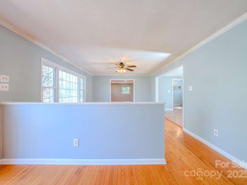 130 Glen View Road, Arden, NC 28704.  MLS# CAR4222248, YatesRealty ID 4719. 