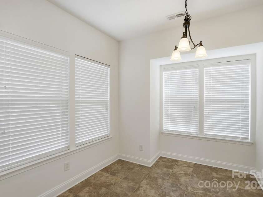 5763 Mossdale Lane, Charlotte, NC 28278.  MLS# CAR4329295, YatesRealty ID 4719. 