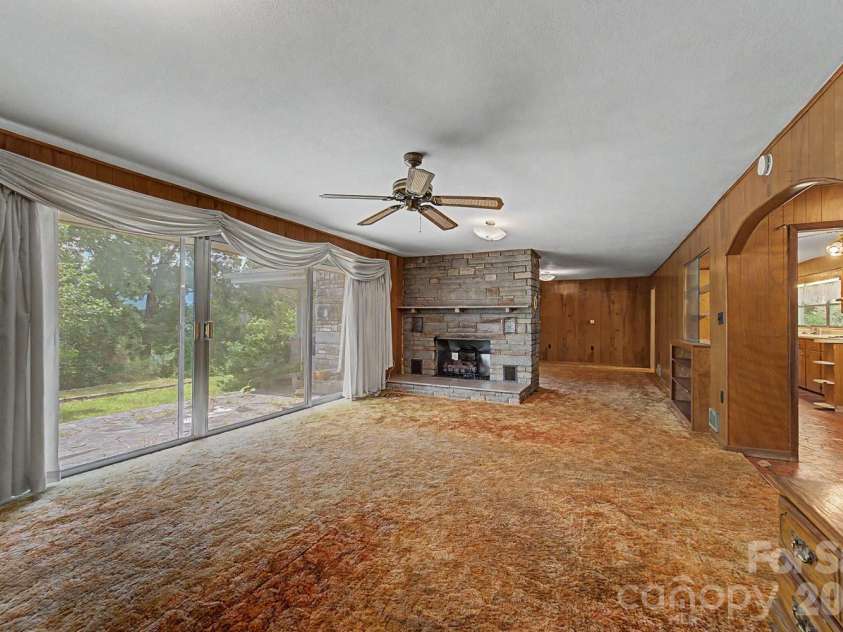 222 Mitchell Mountain Road, Bryson City, NC 28713.  MLS# CAR4418882, YatesRealty ID 47191. 