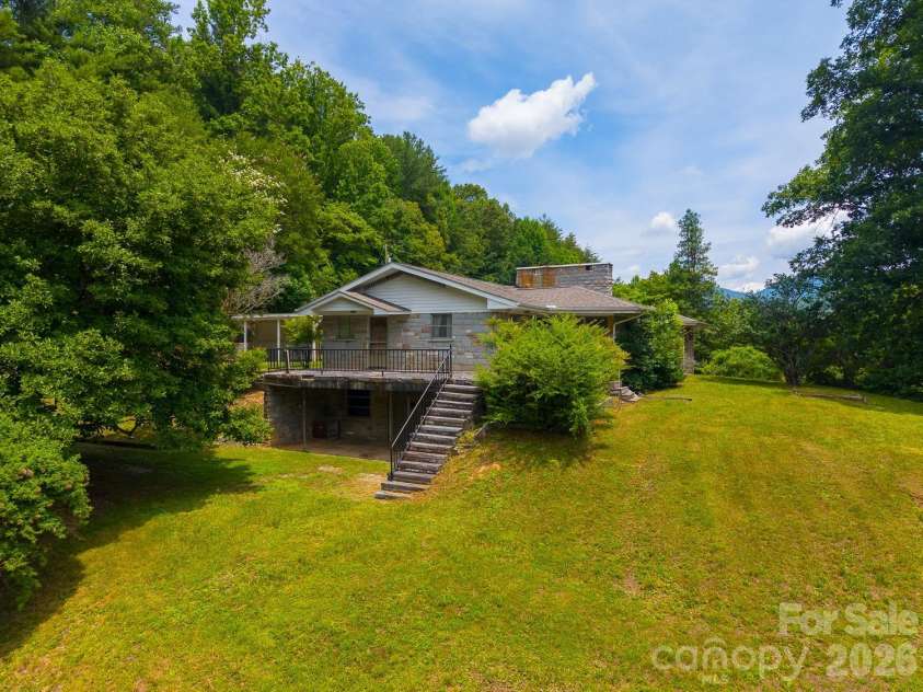 222 Mitchell Mountain Road, Bryson City, NC 28713.  MLS# CAR4418882, YatesRealty ID 47191. 