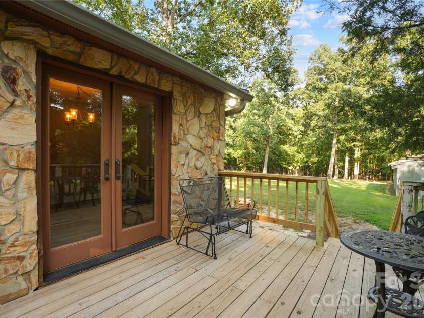 11626 Brief Road, Charlotte, NC 28227.  MLS# CAR4418942, YatesRealty ID 47193. 