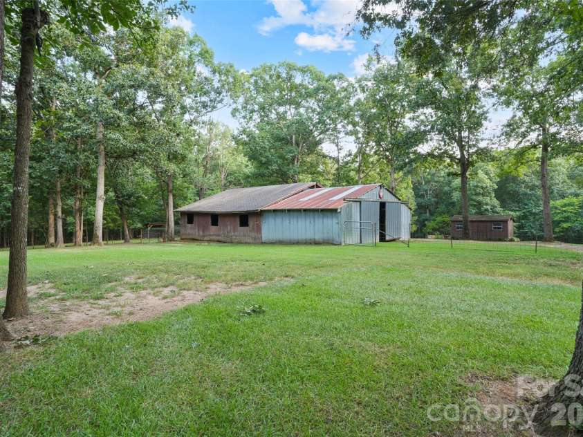 11626 Brief Road, Charlotte, NC 28227.  MLS# CAR4418942, YatesRealty ID 47193. 