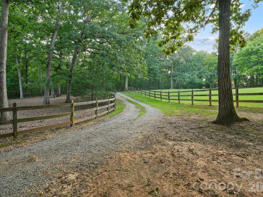 11626 Brief Road, Charlotte, NC 28227.  MLS# CAR4418942, YatesRealty ID 47193. 