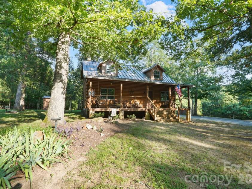 11626 Brief Road, Charlotte, NC 28227.  MLS# CAR4418942, YatesRealty ID 47193. 