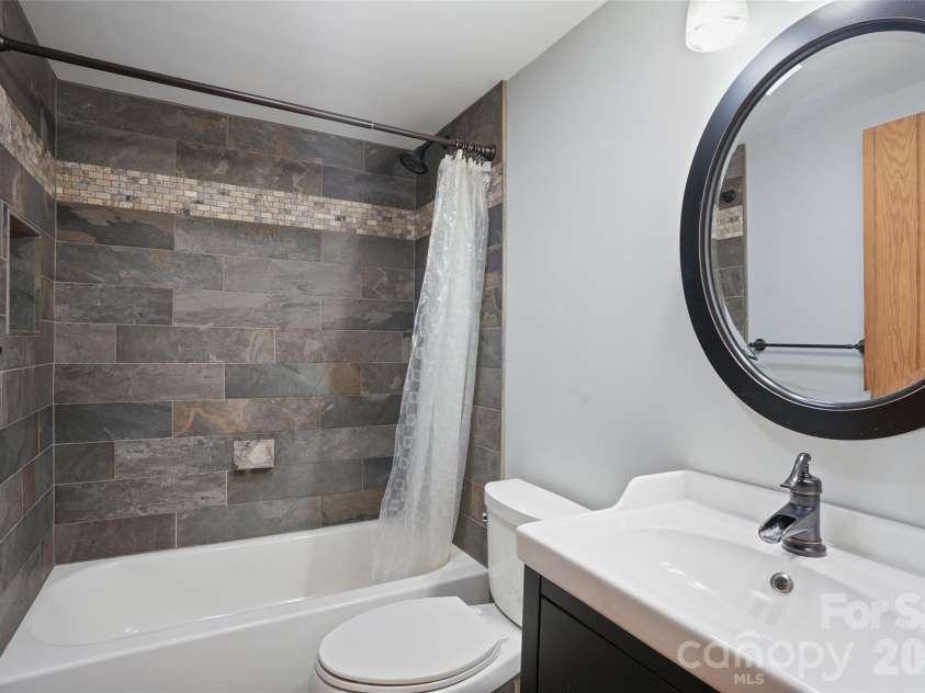 11626 Brief Road, Charlotte, NC 28227.  MLS# CAR4418942, YatesRealty ID 47193. 