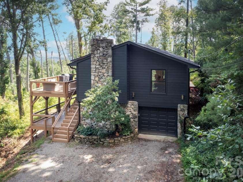 58 Teaberry Lane, Weaverville, NC 28787.  MLS# CAR4407339, YatesRealty ID 47195. 