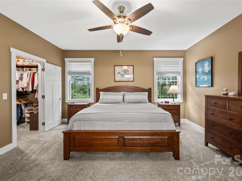 202 Windy Acres Knoll Drive, Hendersonville, NC 28792.  MLS# CAR4417155, YatesRealty ID 47196. 