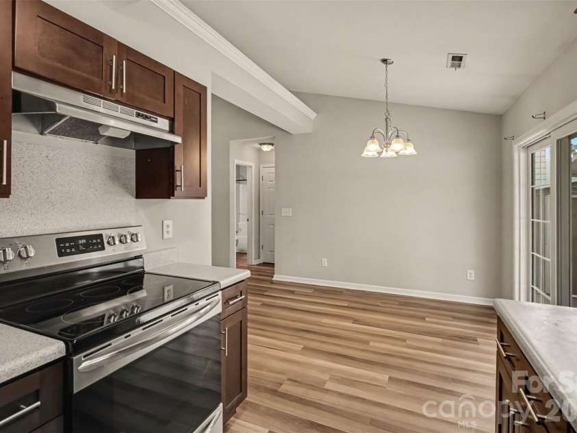 1356 Copper Creek Lane, Fort Mill, SC 29715.  MLS# CAR4418757, YatesRealty ID 47199. Kitchen into dining